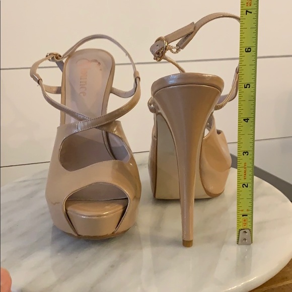 Shoes - Picture 3 of 4